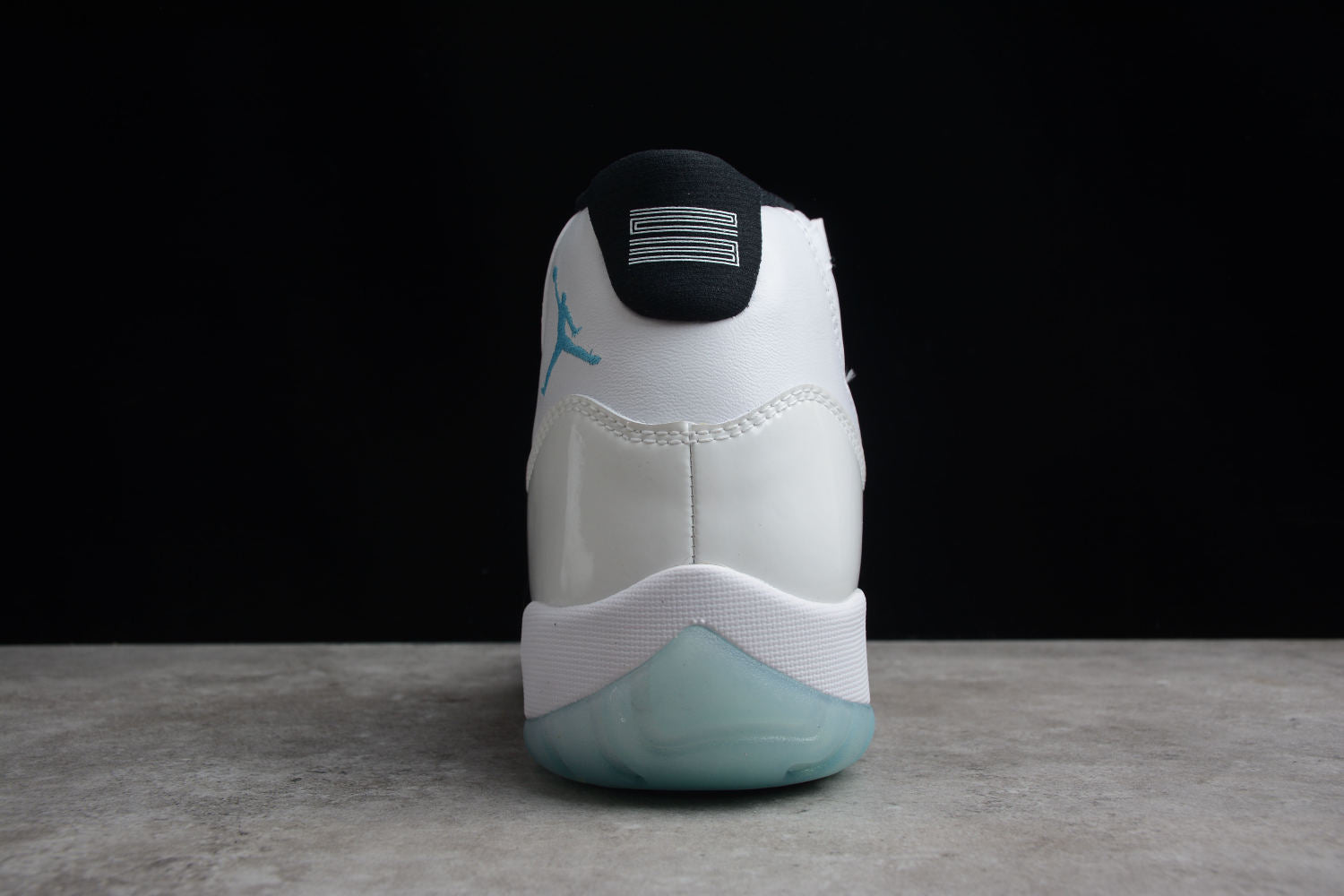 Air Jordan 11 Low “Legend Blue” 378037-117