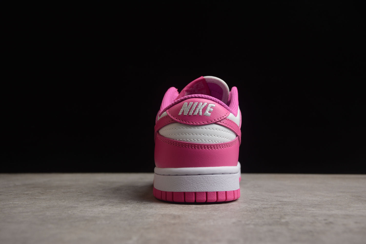 SB Dunk Low Pro lso White Gum FJ0704-100