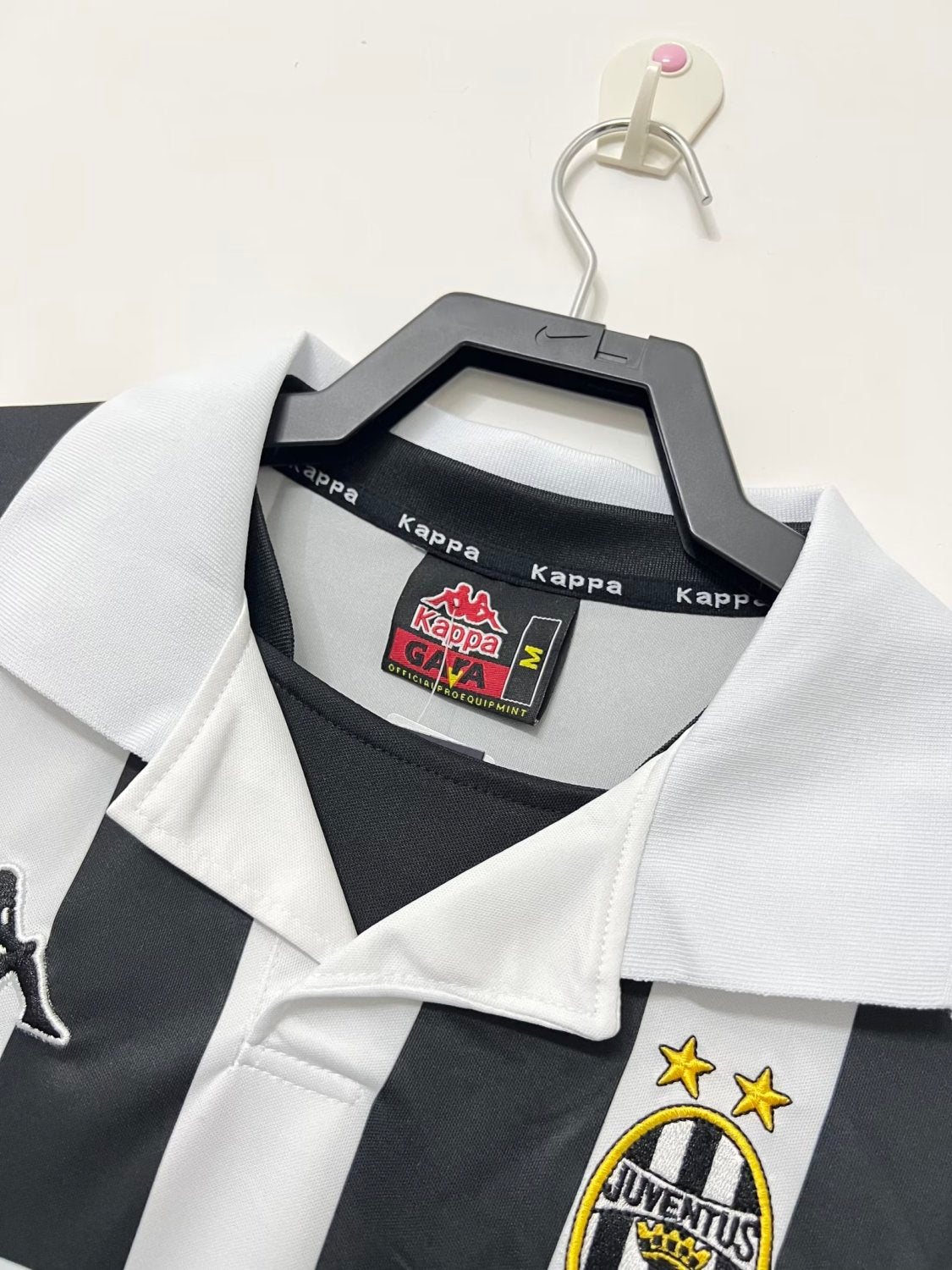 Juventus Home Retro Jersey 1999/00