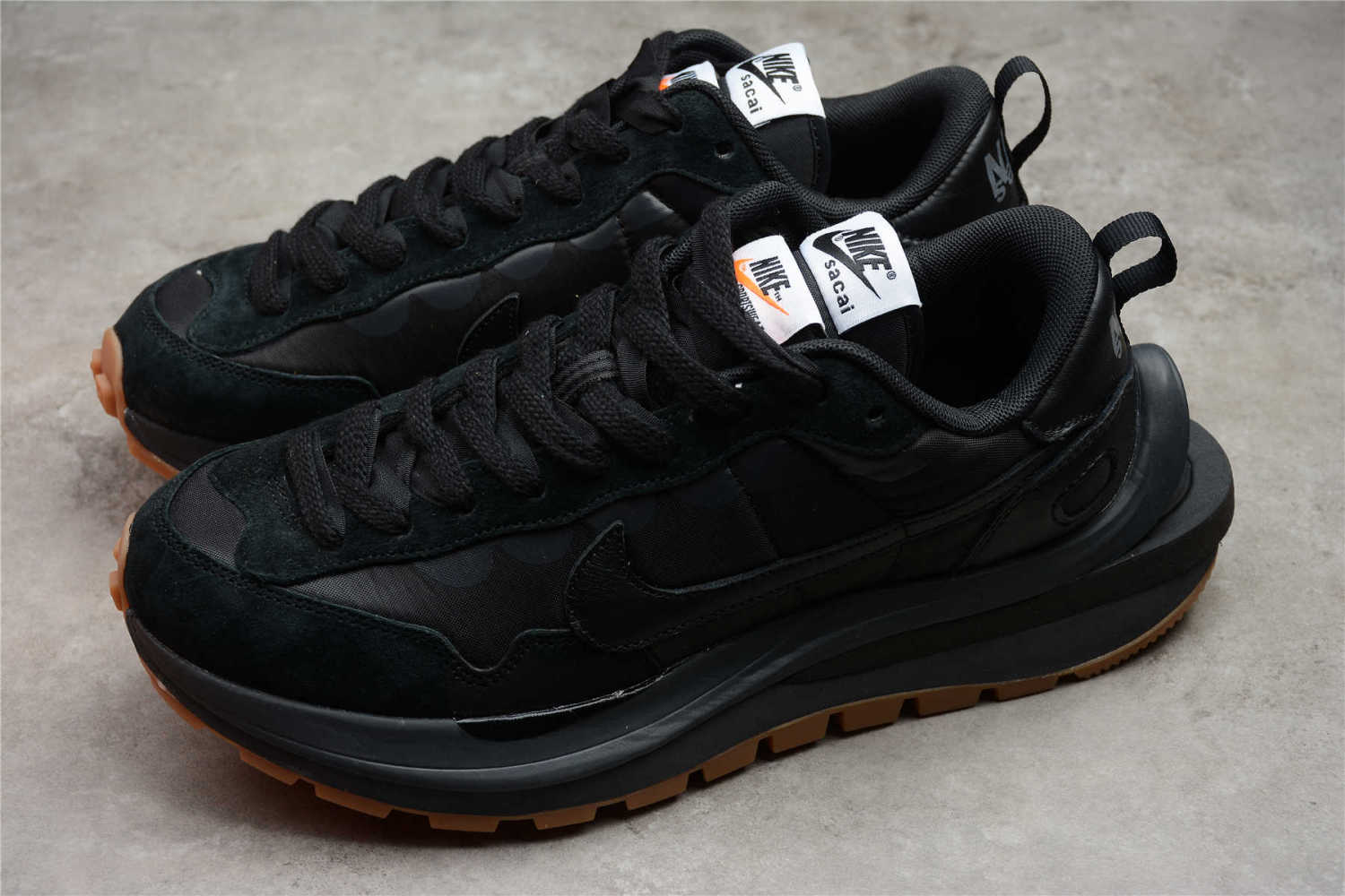 Nike VaporWaffle Sacai Black Dark Grey