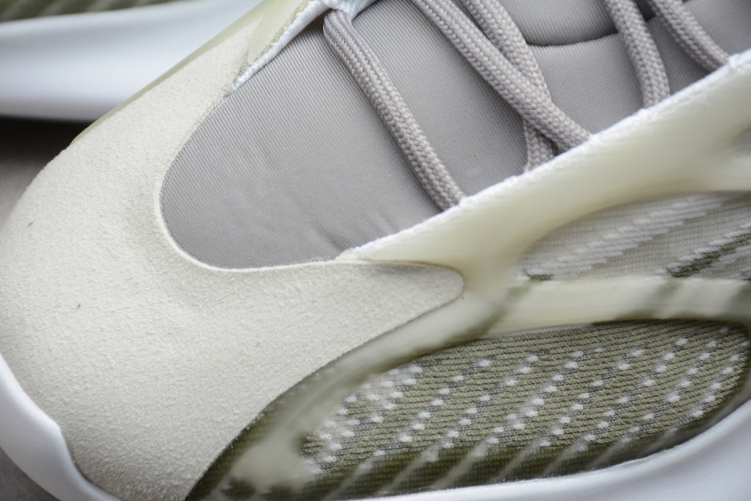 Yeezy Boost 700V3 White Grey Green EF9899