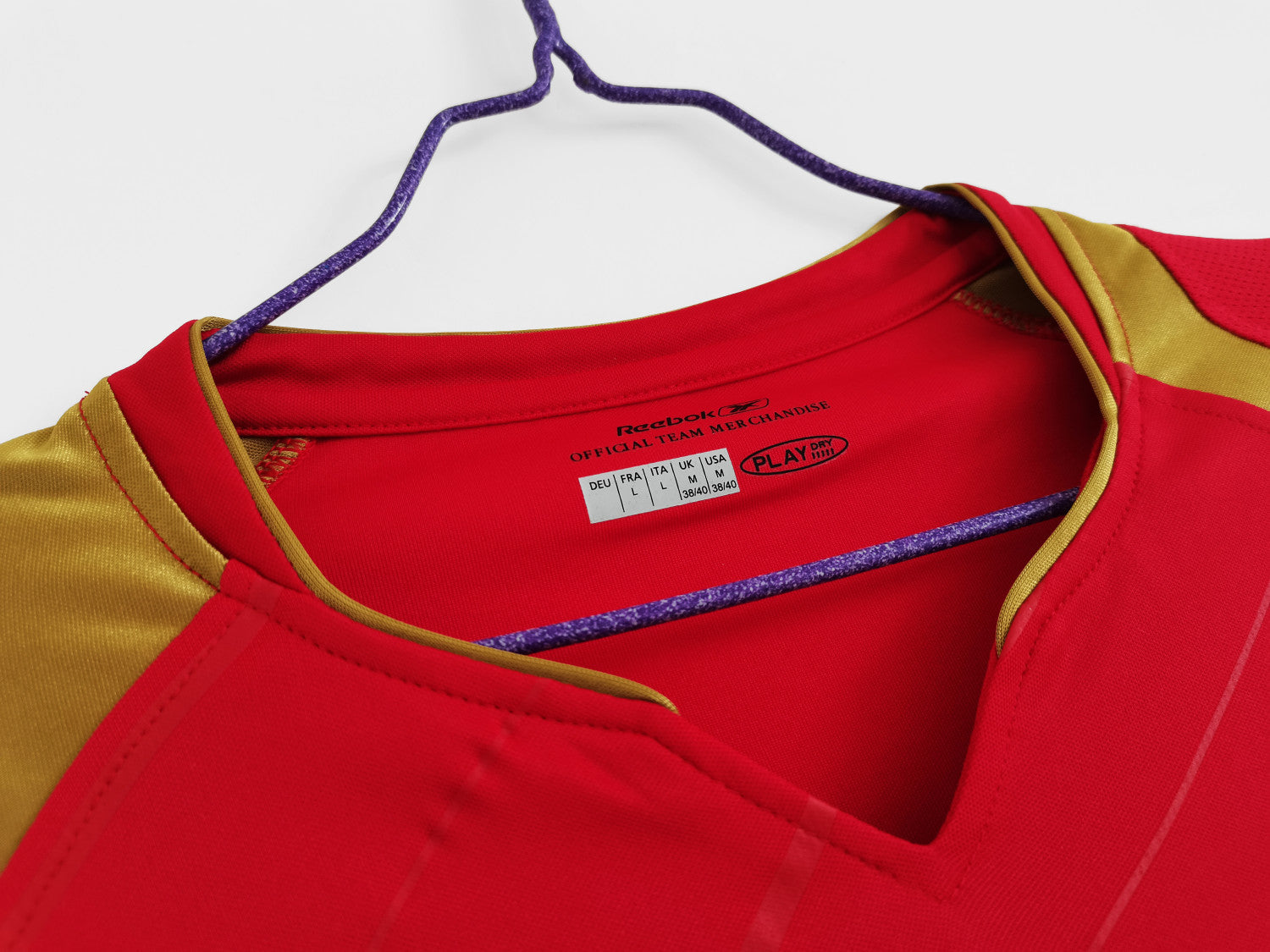 Liverpool Home Retro Jersey 05/06