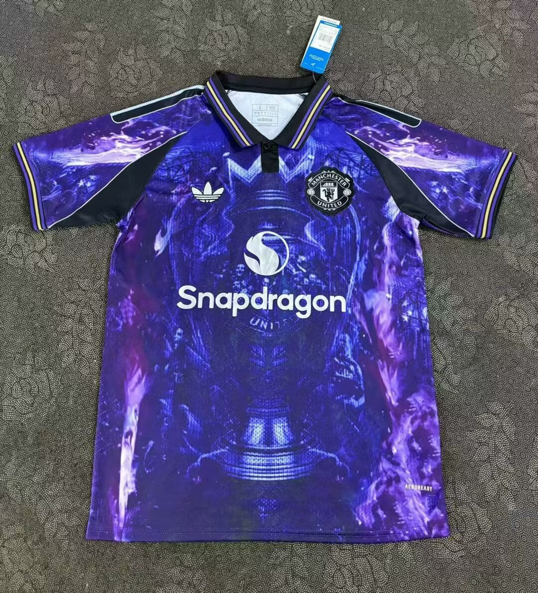Manchester United Gold Cup Special Edition Man Jersey 25/26