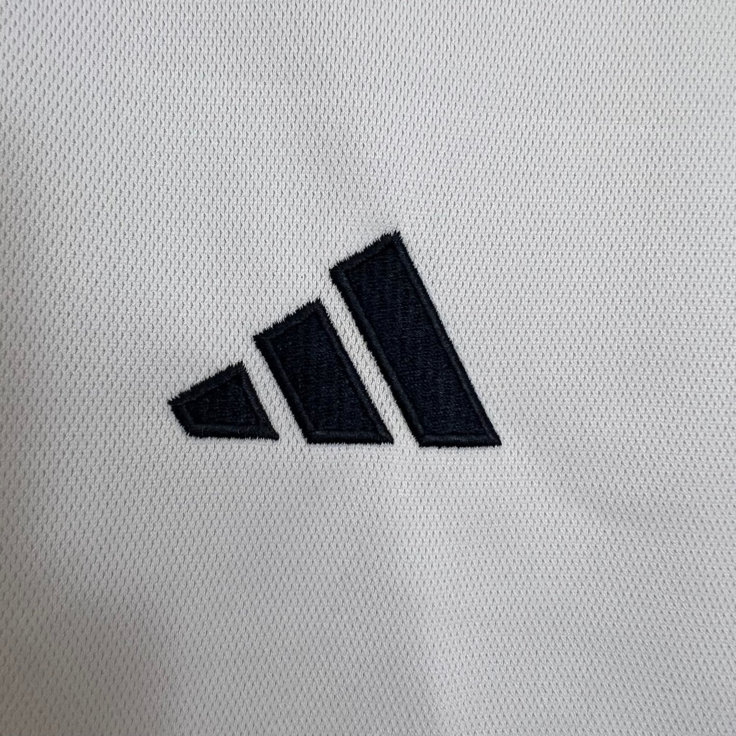 Real Madrid Home Man Jersey 23/24