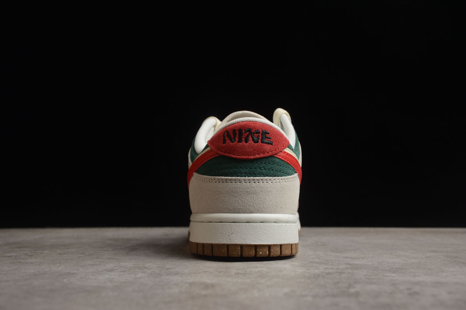 SB Dunk Low 85 Grey Green DO9457-127