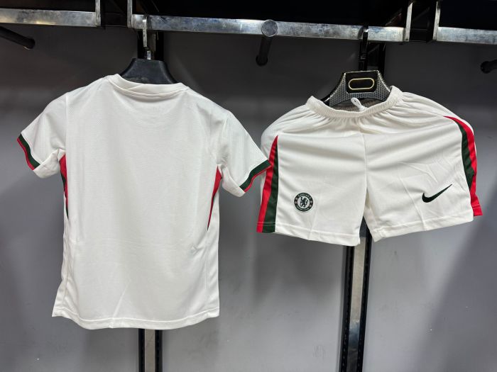 Chelsea Away Kids Suit & Socks 25/26