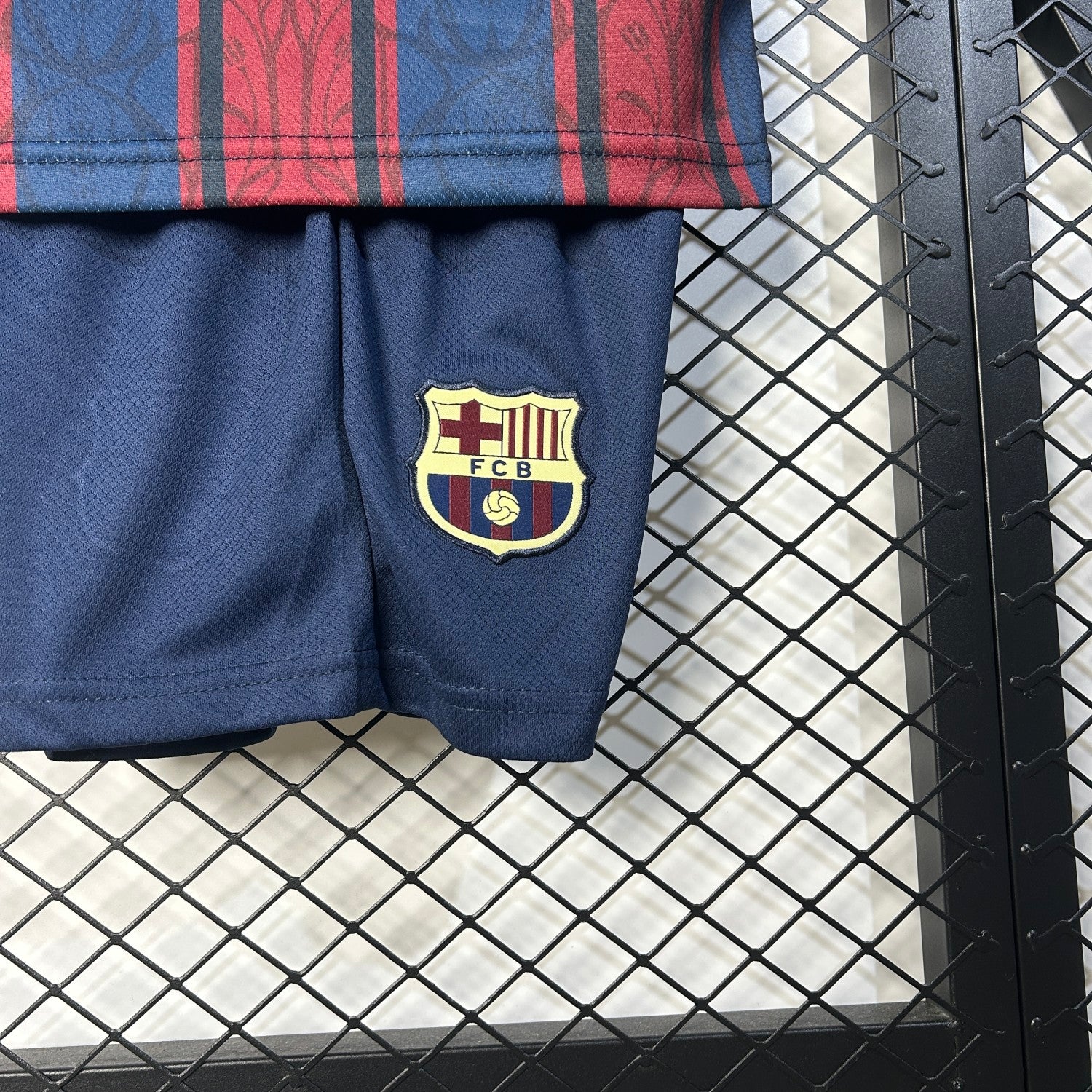 Barcelona Modernist Men Polo Kids Suit 25/26