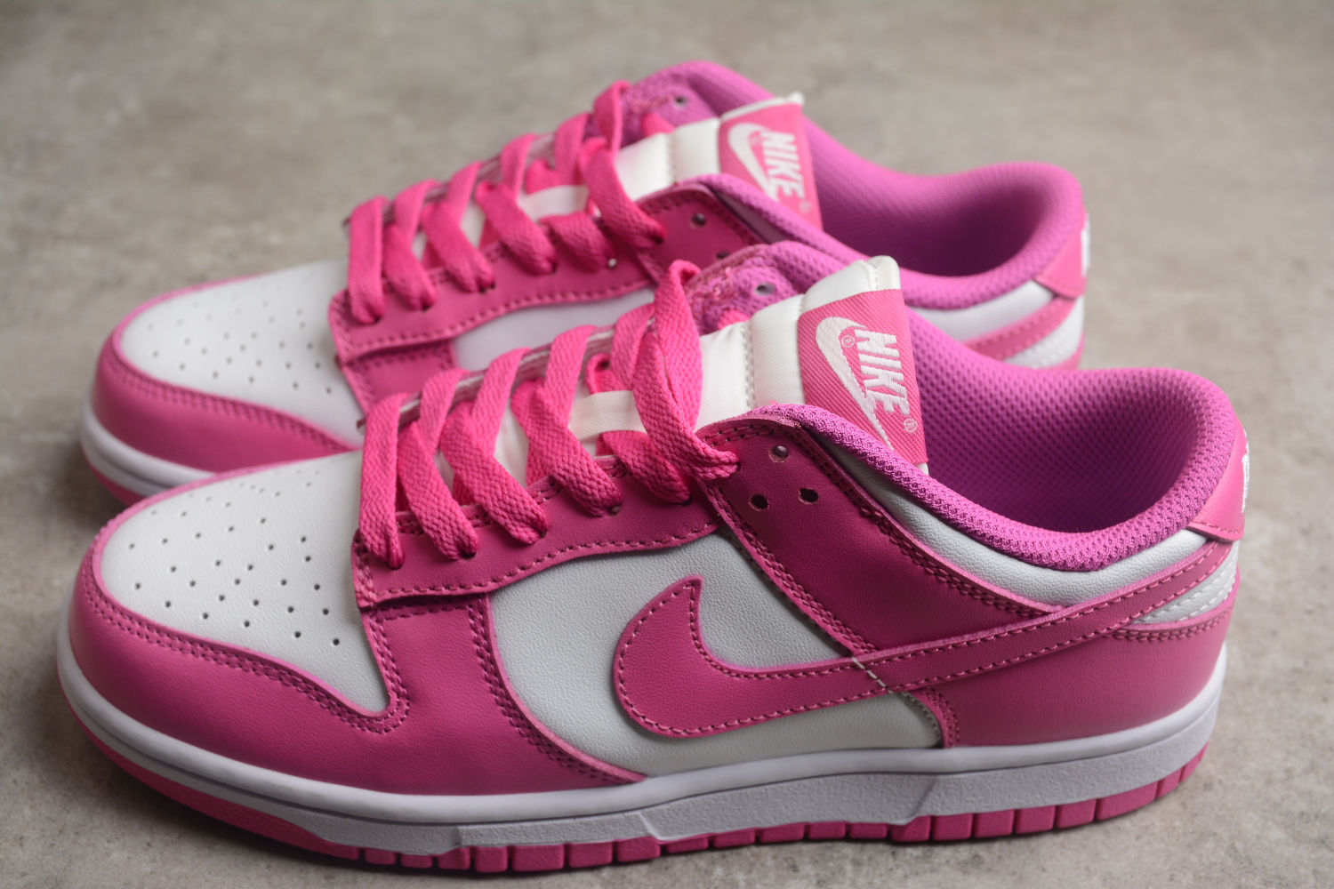 SB Dunk Low Pro lso White Gum FJ0704-100