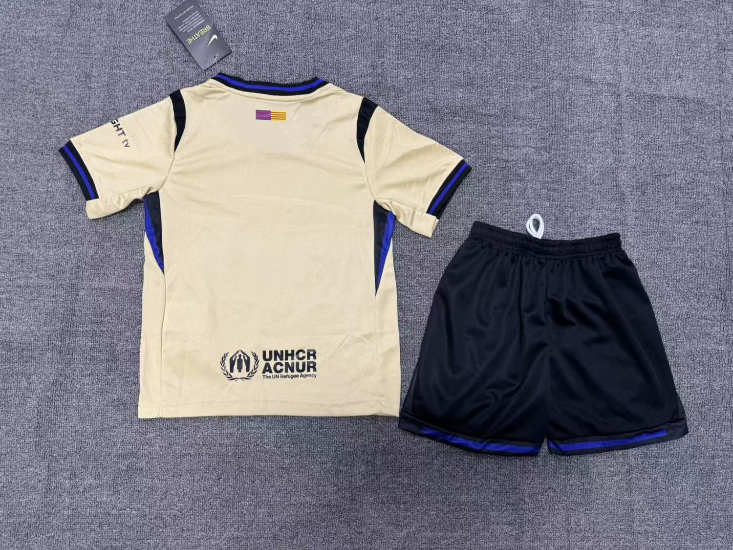 Barcelona Away Kids Suit & Socks 25/26