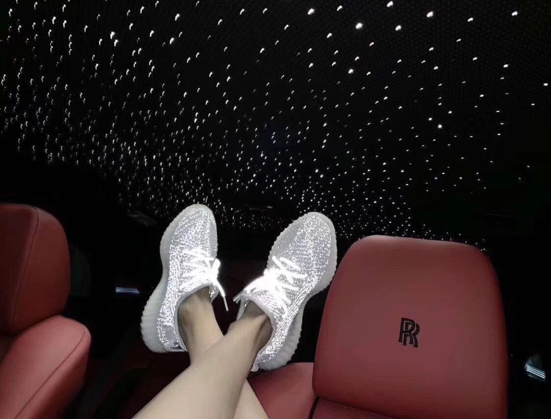 Yeezy Boost 350 V2“Static” Reflective EF2367