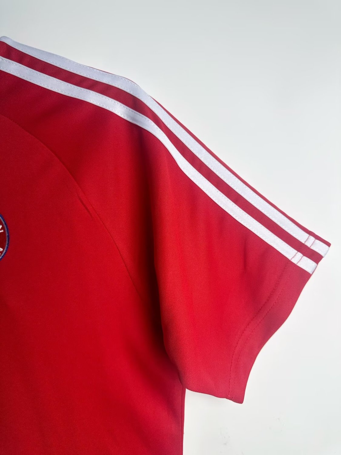 Bayern Munich Home Retro Jersey 2001/02