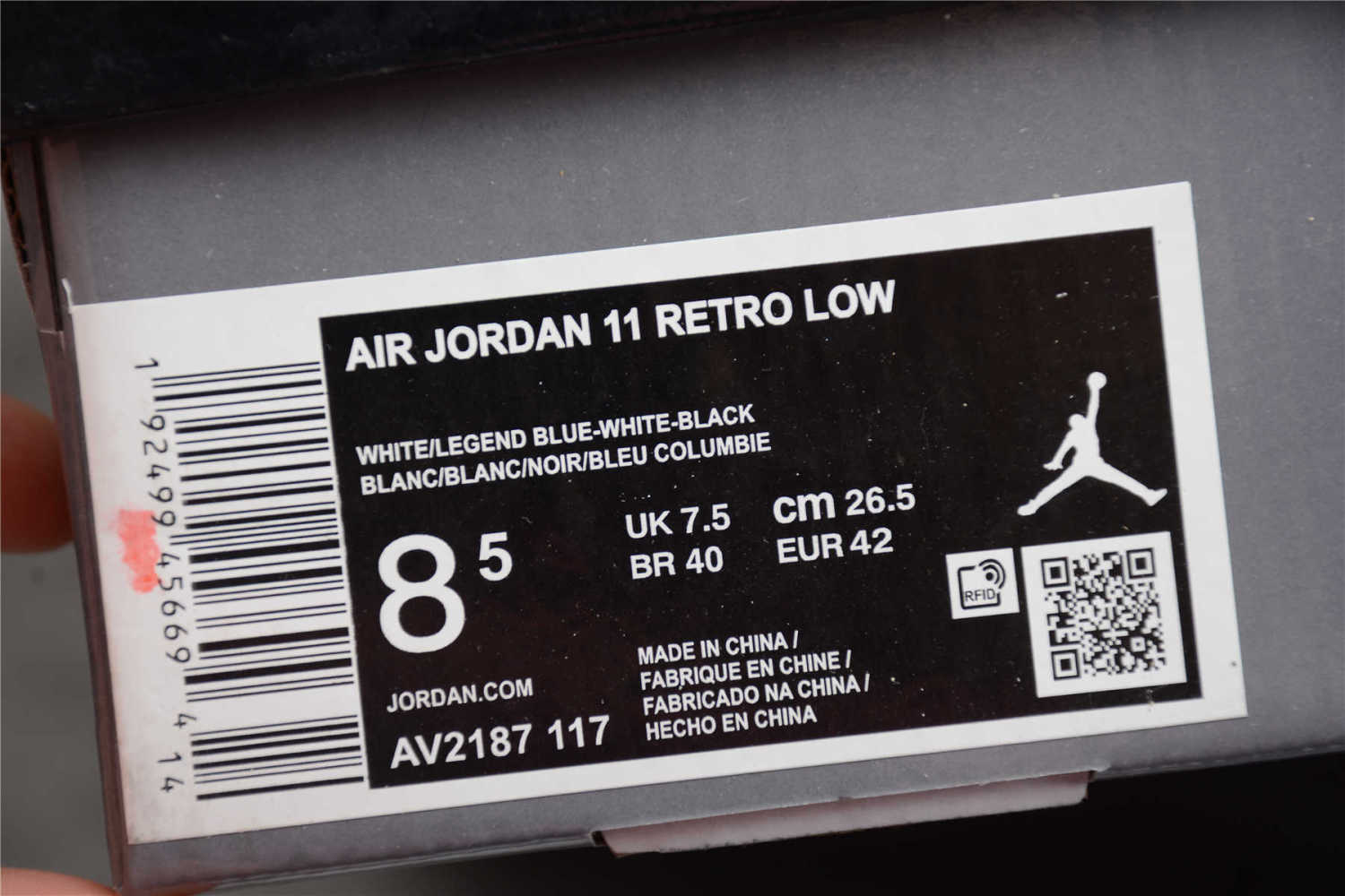 Air Jordan Retro 11 Low “Legend Blue” AV2187-117